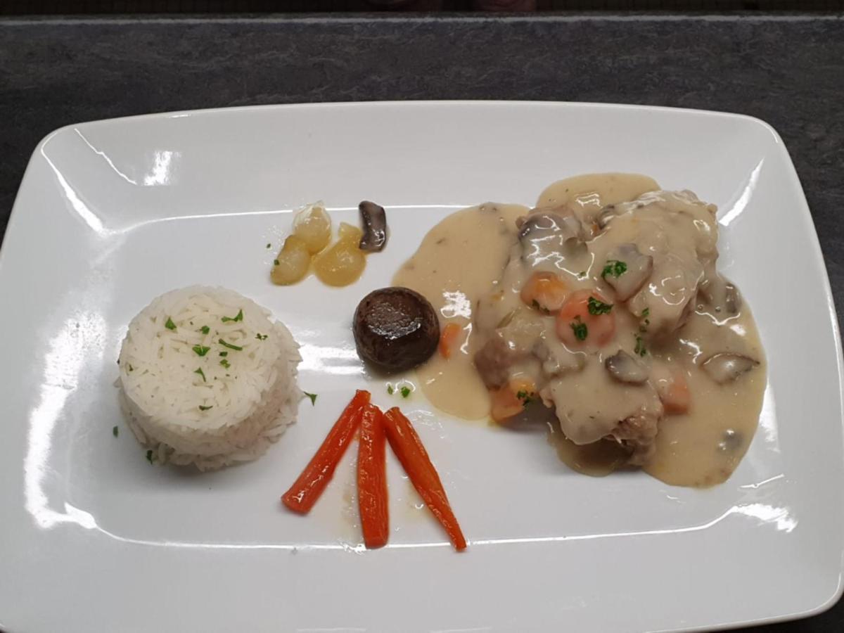 Hotel Restaurant Le Moulin De La Renne Adults Only Proche Zoo De Beauval Thesee Exterior foto